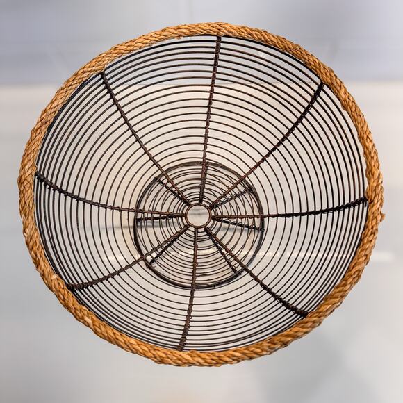 Vintage Footed Round Wire Basket w/ Jute Cord Trim, Country/Farmhouse/Cottage - Picture 6 of 7